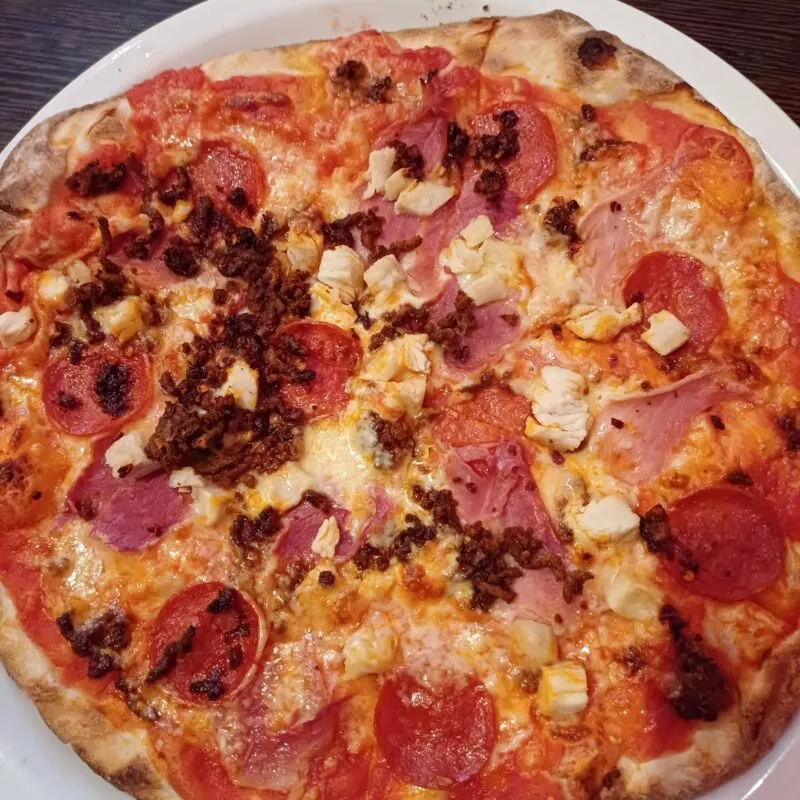 nonna-linas-pizzeria-pizza-4 nonna-linas-pizzeria-pizza-4